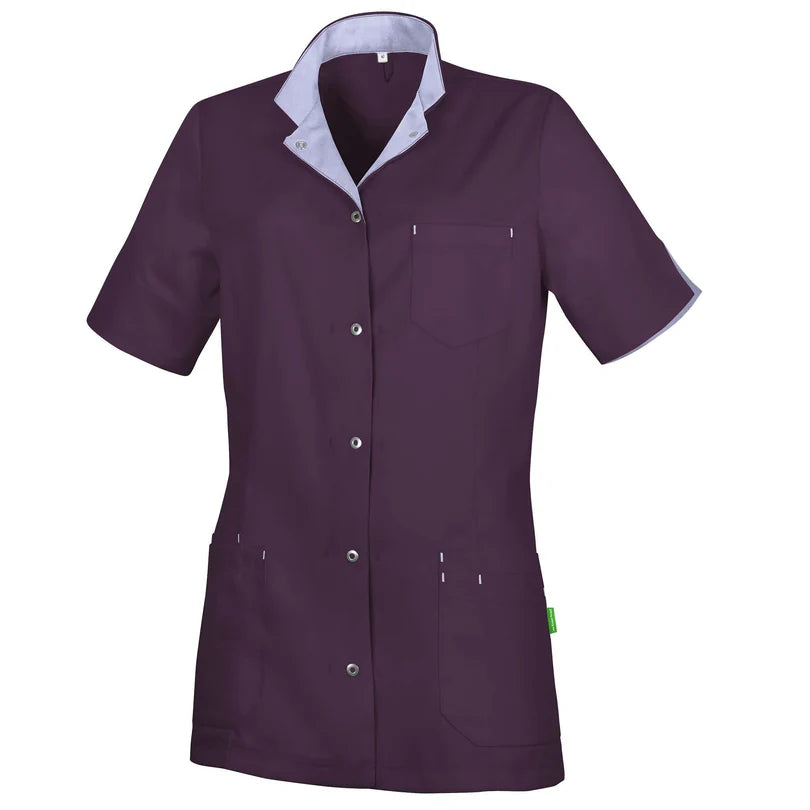 De Berkel RITA damesjack met korte mouwen in cassis/lavendel, borstzak, knoopsluiting, Tencel materiaal.