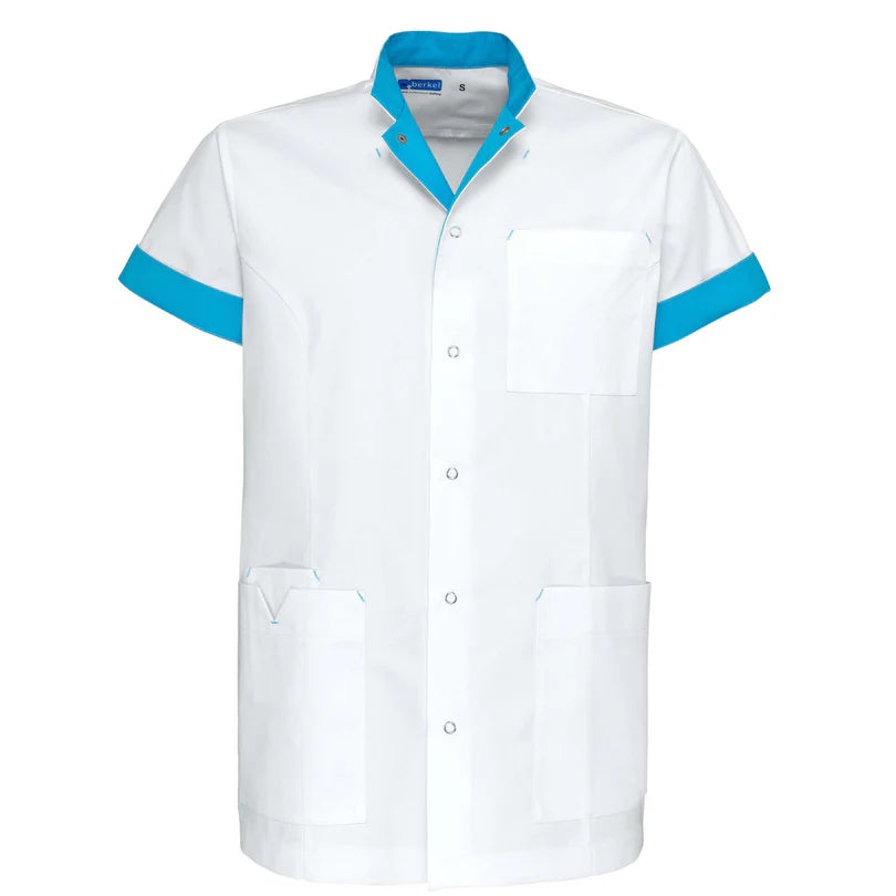 De Berkel JAIMY unisex jack wit met azuurblauwe kraag en mouwranden, borstzak en drie voorzakken.