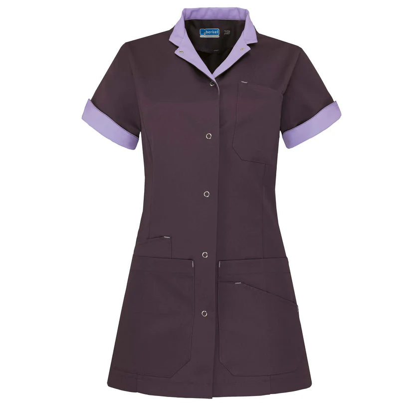 De Berkel LIVIA damesjack paars/lavendel, korte mouwen, omgeslagen manchetten, knopen, borst- en heupzakken.