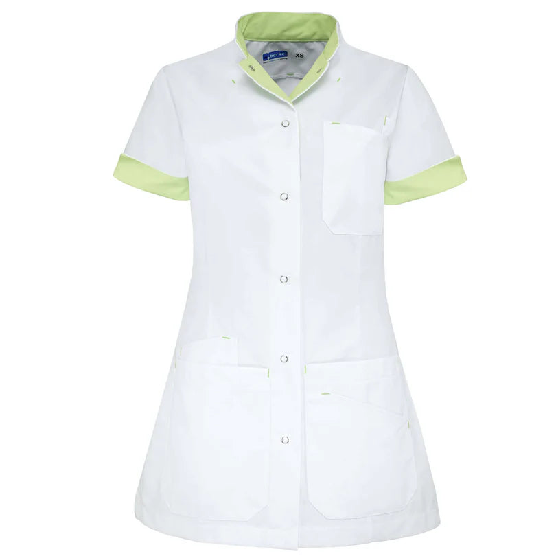 De Berkel LIVIA damesjack wit met lime accenten, borstzak, twee heupzakken, knoopsluiting, korte mouwen.