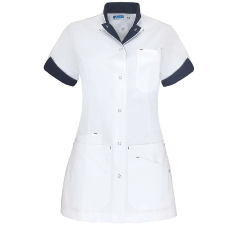 De Berkel LIVIA damesjack wit met navy accenten, korte mouwen, knoopsluiting en meerdere zakken