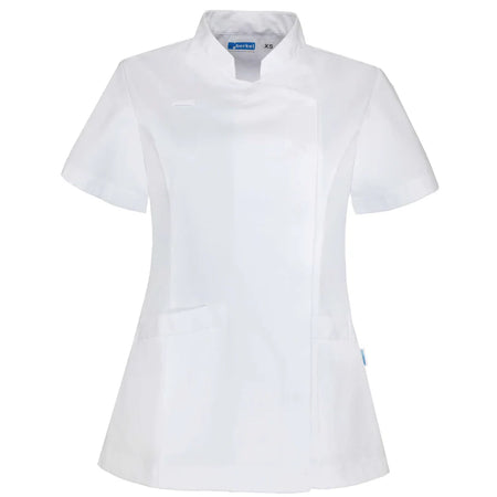 De Berkel SHIRLEY damesjack wit, korte mouwen, twee zakken, gladde stof, elegante halslijn, professioneel ontwerp.