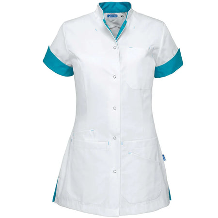 De Berkel LIVIA damesjack wit met turquoise accenten, korte mouwen, drukknopen, borst- en heupzakken, licht getailleerd.