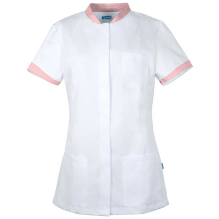 De Berkel FLEUR damesjack wit/roze met korte mouwen, borstzak en roze afwerking bij kraag en mouwen.